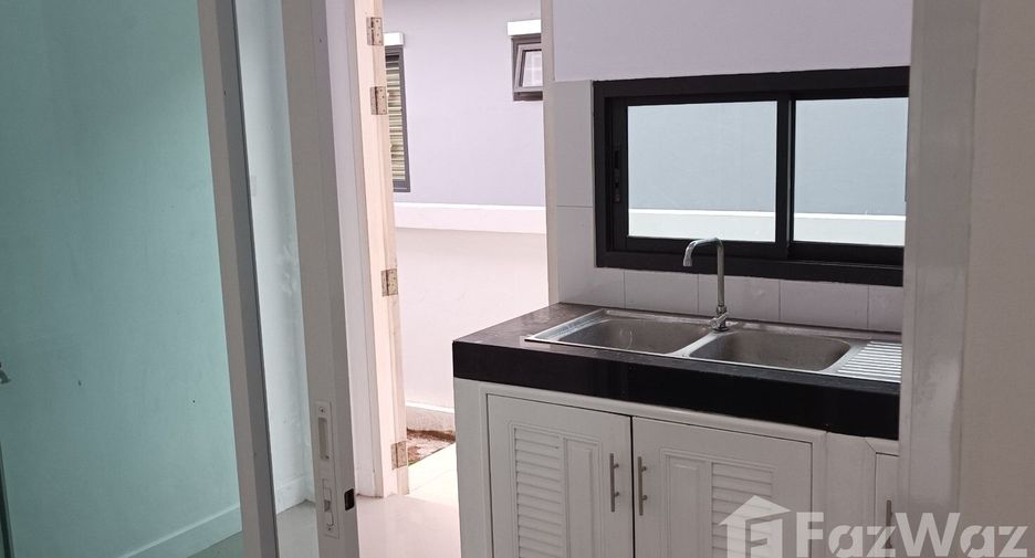For sale 3 ベッドルーム house in Mueang Nakhon Ratchasima, Nakhon Ratchasima