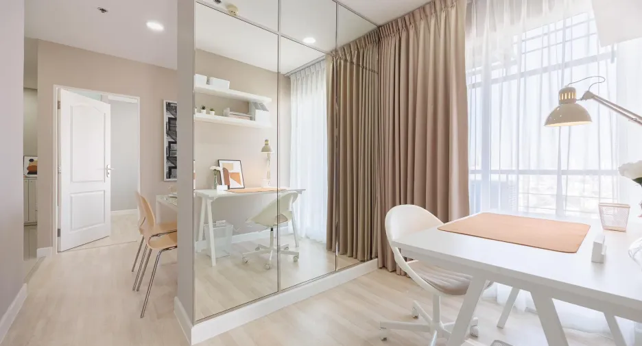 For sale 2 bedrooms condo in Thon Buri, Bangkok