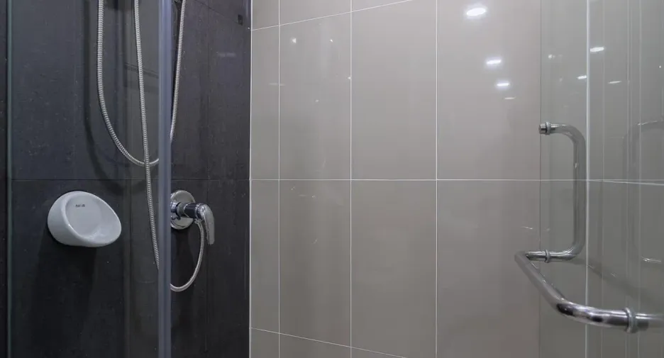 For sale 2 bedrooms condo in Thon Buri, Bangkok