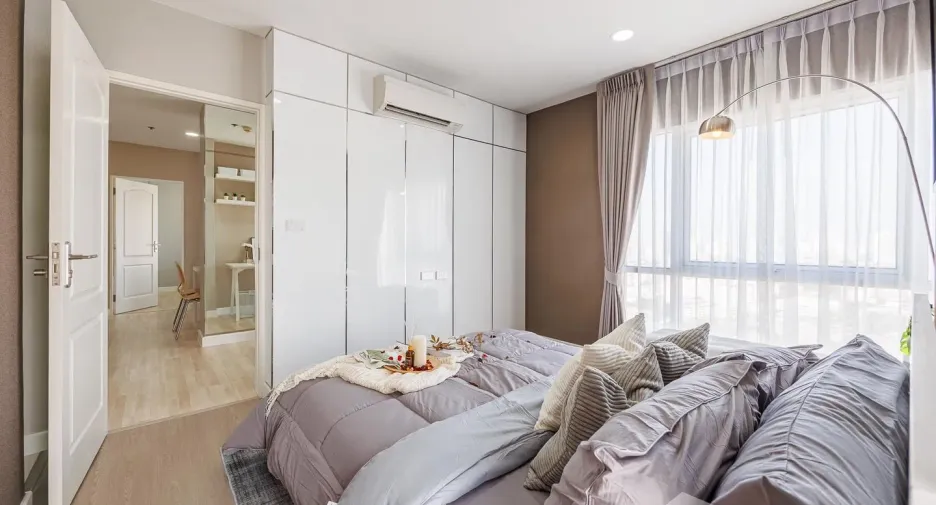 For sale 2 bedrooms condo in Thon Buri, Bangkok