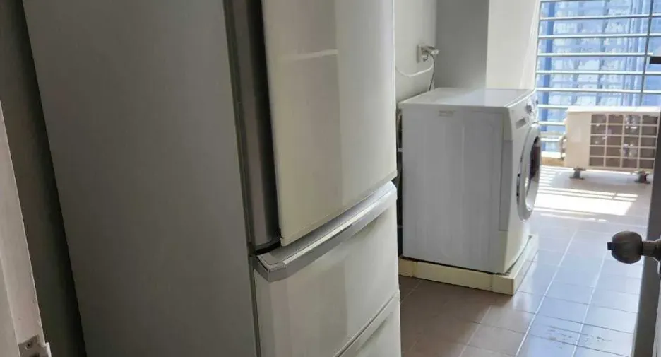 Wohnung zum Kauf und zur Miete mit 2 Zimmer in Huai Khwang, Bangkok