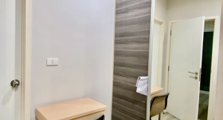 For sale 1 bed condo in Phaya Thai, Bangkok