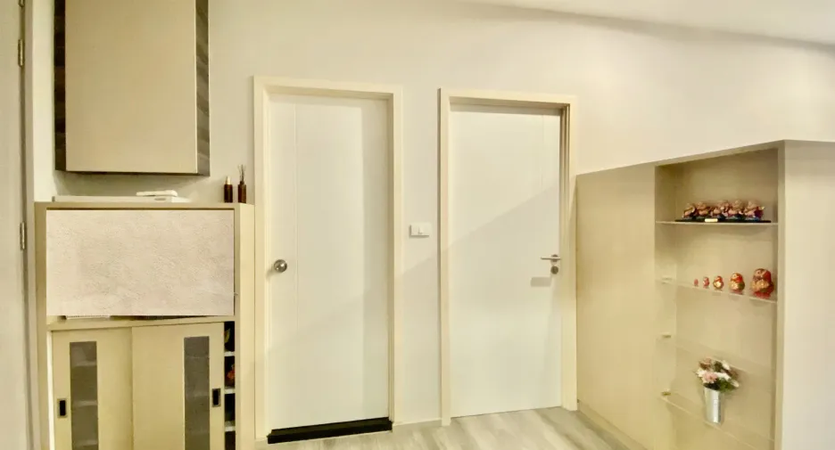 For sale 1 bed condo in Phaya Thai, Bangkok