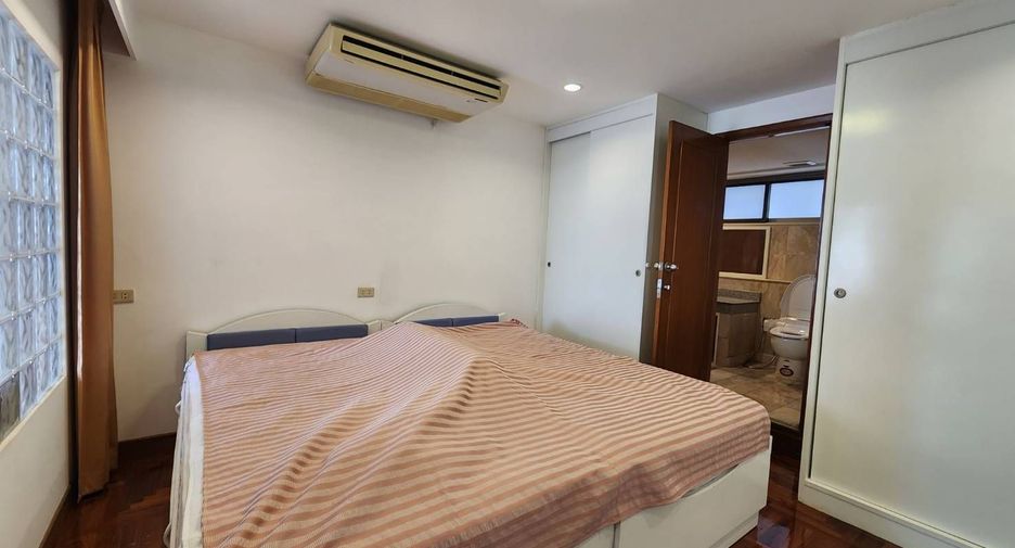 For sale and for rent 2 bedrooms condo in Watthana, Bangkok