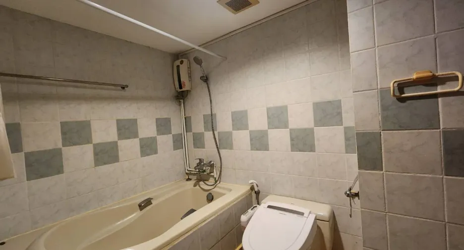 For sale and for rent 2 bedrooms condo in Watthana, Bangkok
