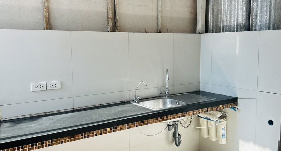 For sale 3 bedrooms townhouse in Bang Bua Thong, Nonthaburi