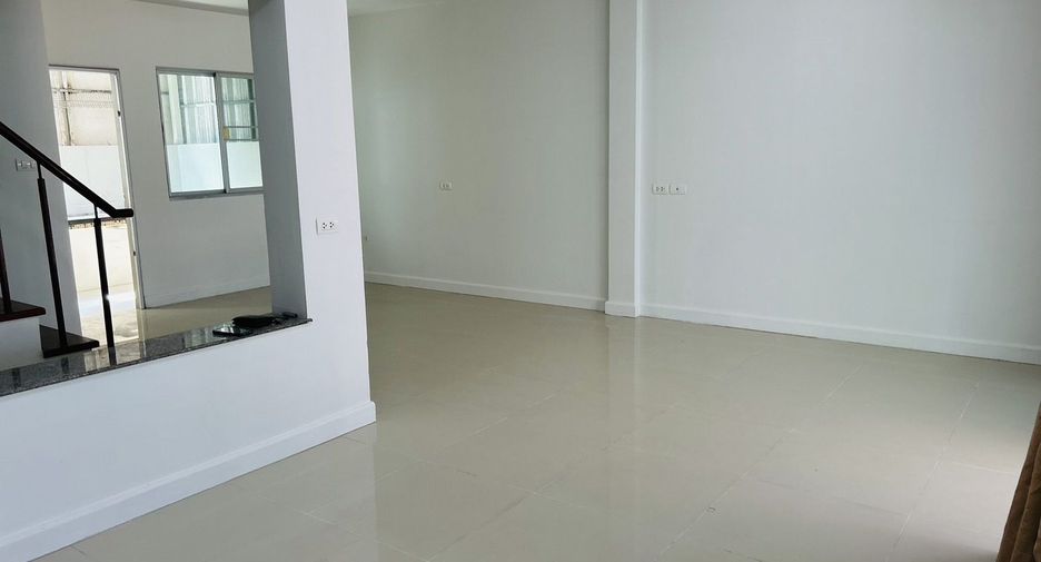 For sale 3 bedrooms townhouse in Bang Bua Thong, Nonthaburi