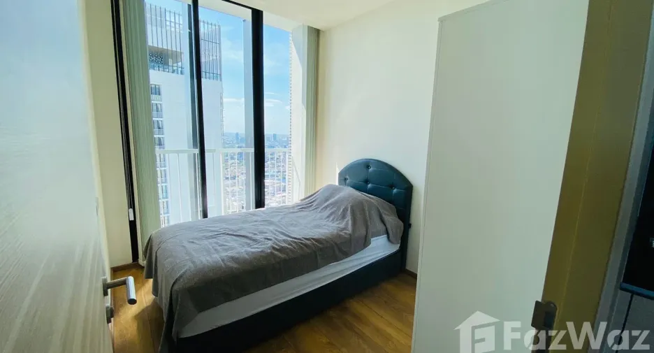 For sale 2 bedrooms condo in Khlong Toei, Bangkok