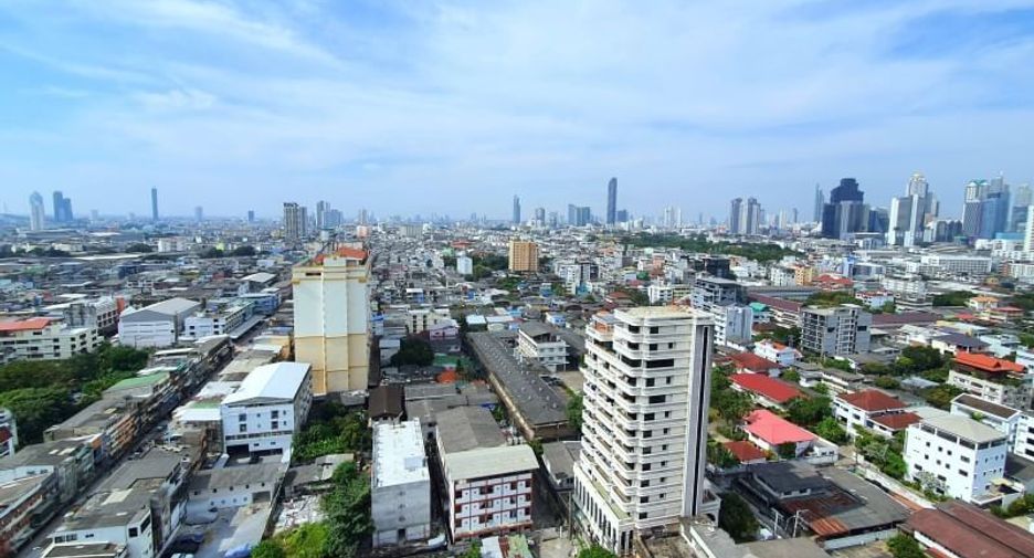 For sale 1 bed condo in Sathon, Bangkok