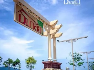 For sale 4 bedrooms house in Ban Bueng, Chonburi