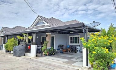 Haus zum Kauf mit 3 Zimmer in Phanat Nikhom, Chonburi