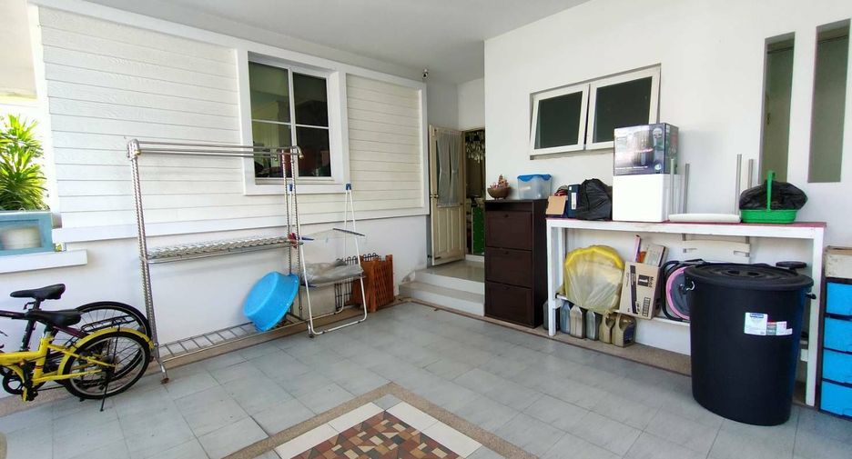 For sale 3 bedrooms house in Phasi Charoen, Bangkok