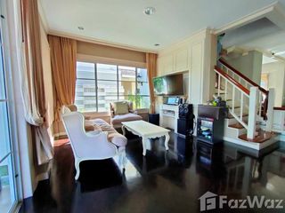 Продажа 3 спальни дом в Пхаси Чароен, Бангкок