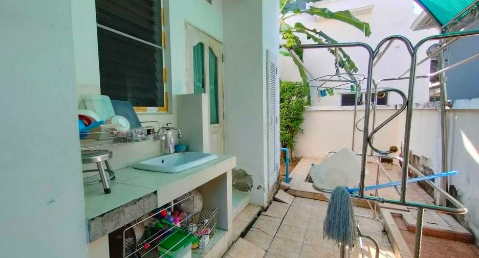 For sale 3 bedrooms house in Phasi Charoen, Bangkok