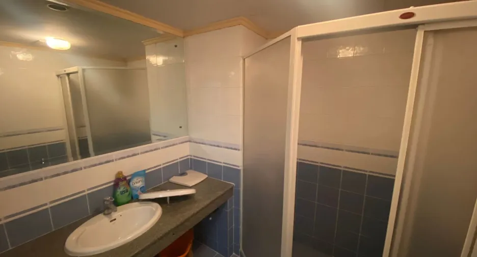 For sale 2 bedrooms condo in Phaya Thai, Bangkok