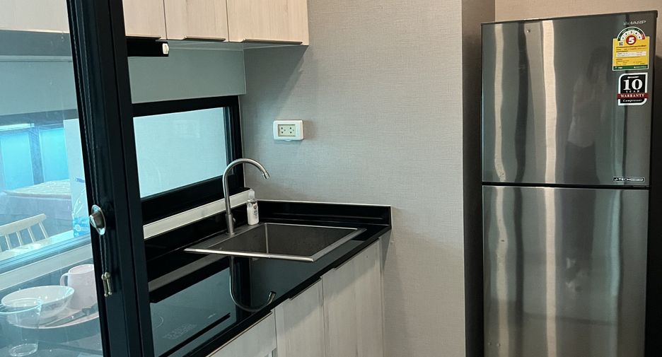 For sale 1 bed condo in Phra Khanong, Bangkok