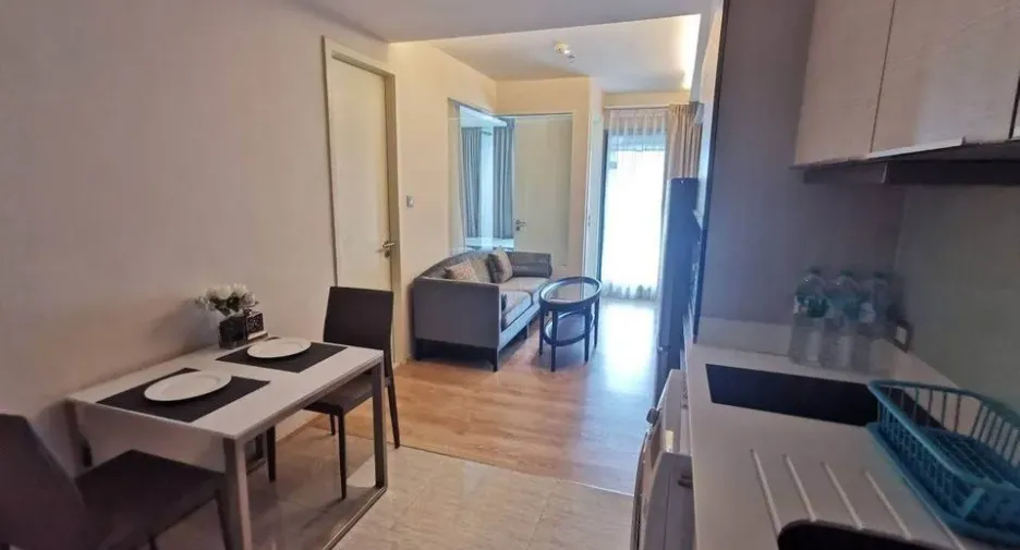 For sale and for rent 1 bed condo in Watthana, Bangkok