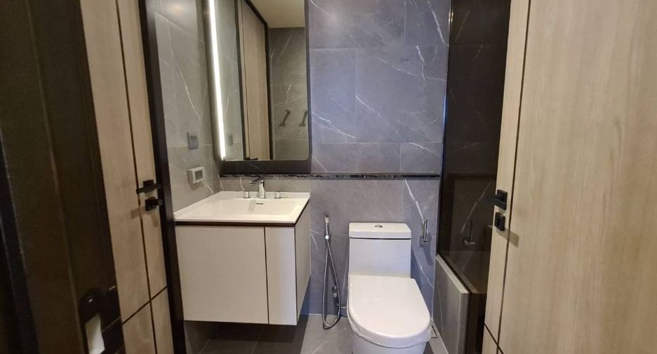 For sale and for rent 2 bedrooms condo in Watthana, Bangkok