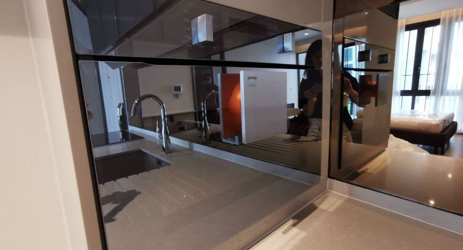 For sale and for rent 2 bedrooms condo in Watthana, Bangkok