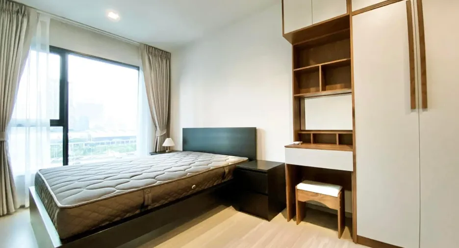For sale and for rent 2 bedrooms condo in Huai Khwang, Bangkok