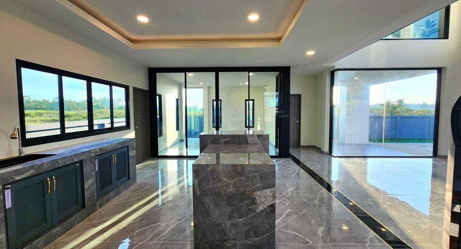 出售 4 卧室 独立屋 在 Mueang Nakhon Pathom, Nakhon Pathom