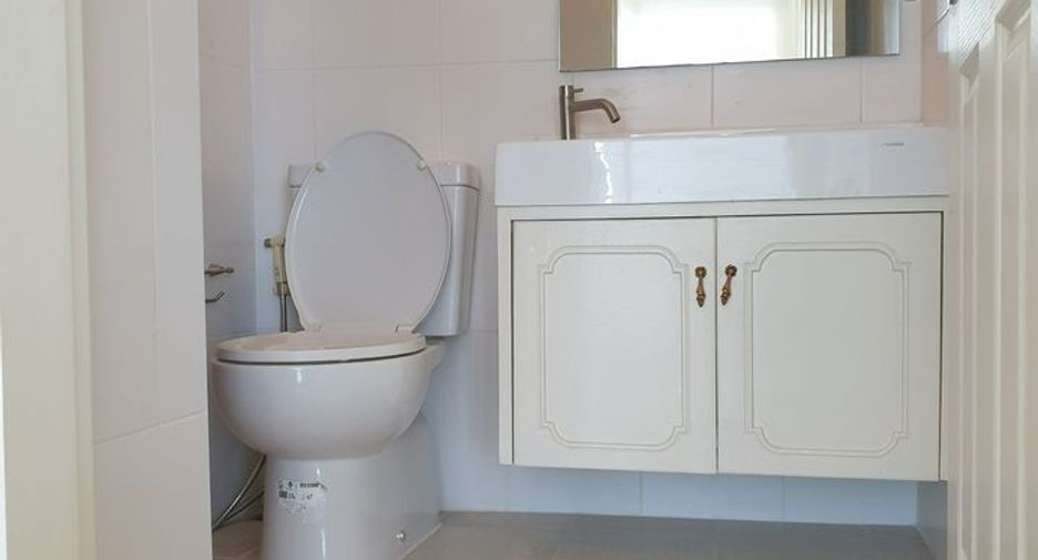 For sale 2 bedrooms condo in Bang Sue, Bangkok