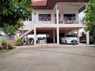 For sale 3 bedrooms house in Sam Khok, Pathum Thani