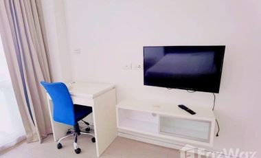 For sale 2 bedrooms condo in Huai Khwang, Bangkok