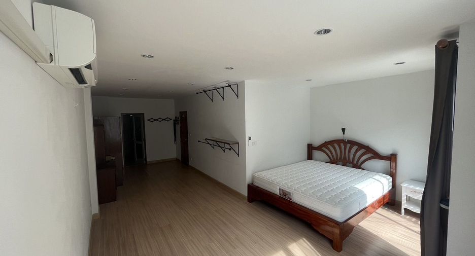 À vendre 3 chambres maison de ville à Mueang Nonthaburi, Nonthaburi