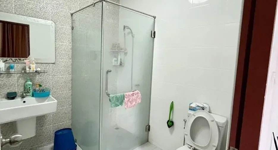 À vendre 3 chambres maison de ville à Mueang Nonthaburi, Nonthaburi
