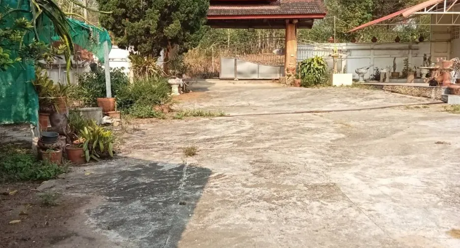 For sale 4 bedrooms house in Wiang Pa Pao, Chiang Rai