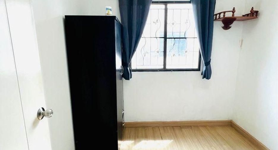Reihenhaus zur Miete mit 3 Zimmer in Sam Phran, Nakhon Pathom