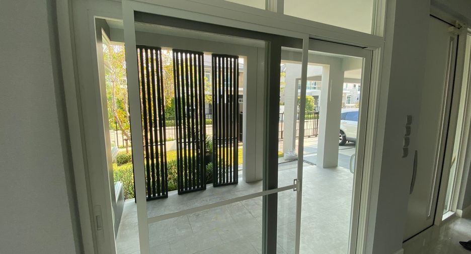 À vendre 4 chambres maison à Bang Bua Thong, Nonthaburi