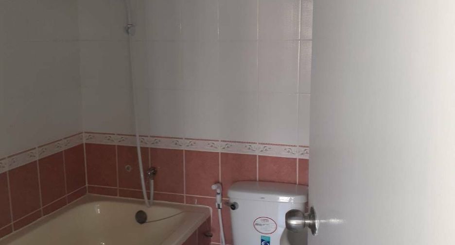 For sale 4 bedrooms townhouse in Bang Bua Thong, Nonthaburi