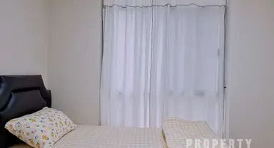 For sale 2 bedrooms condo in Phra Khanong, Bangkok