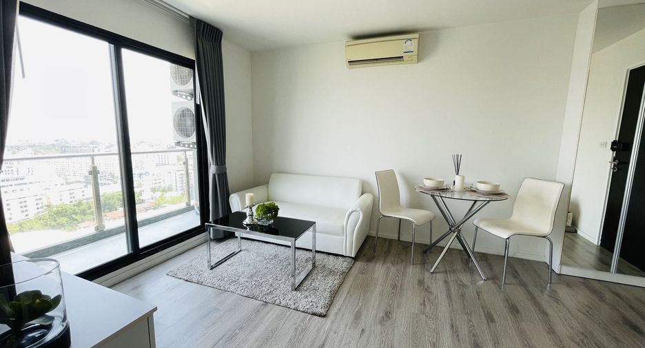 For sale 1 bed condo in Mueang Samut Prakan, Samut Prakan
