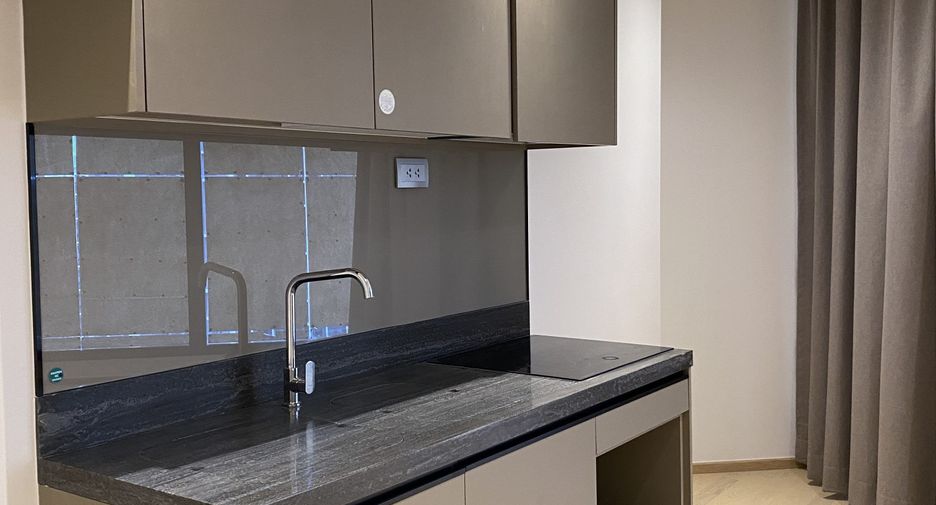 For sale 2 ベッドルーム condo in Huai Khwang, Bangkok