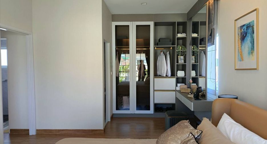 For sale 3 bedrooms house in Khlong Luang, Pathum Thani