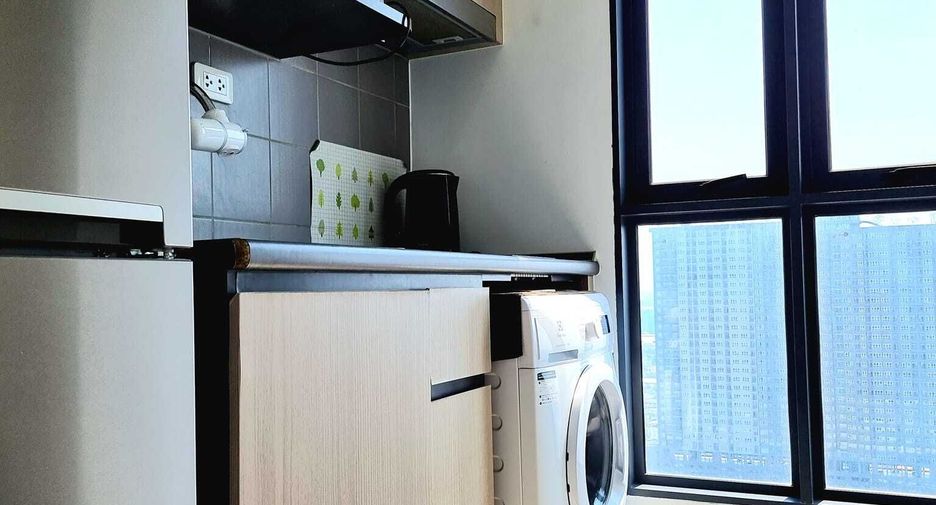 À vendre 1 chambre condo à Phra Pradaeng, Samut Prakan