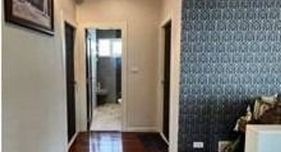 For sale 3 bedrooms house in Khlong Sam Wa, Bangkok