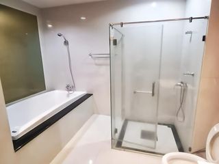 Продажа 1 кровать кондо в Патхум Щан, Бангкок