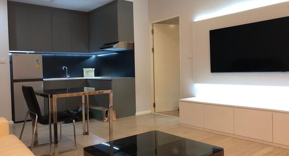 For sale 1 bed condo in Watthana, Bangkok