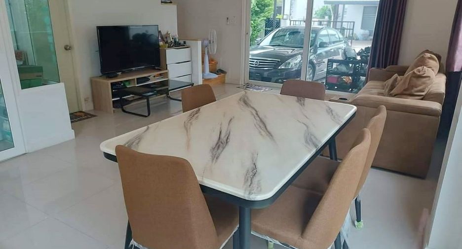 For sale 3 bedrooms villa in Mueang Chiang Rai, Chiang Rai