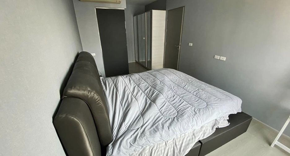 For sale 2 bedrooms condo in Huai Khwang, Bangkok