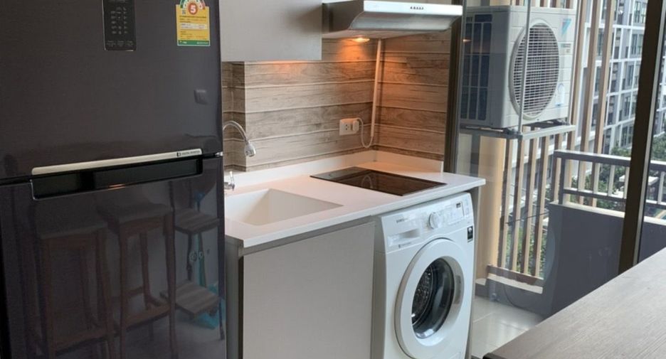 For sale 1 bed condo in Huai Khwang, Bangkok