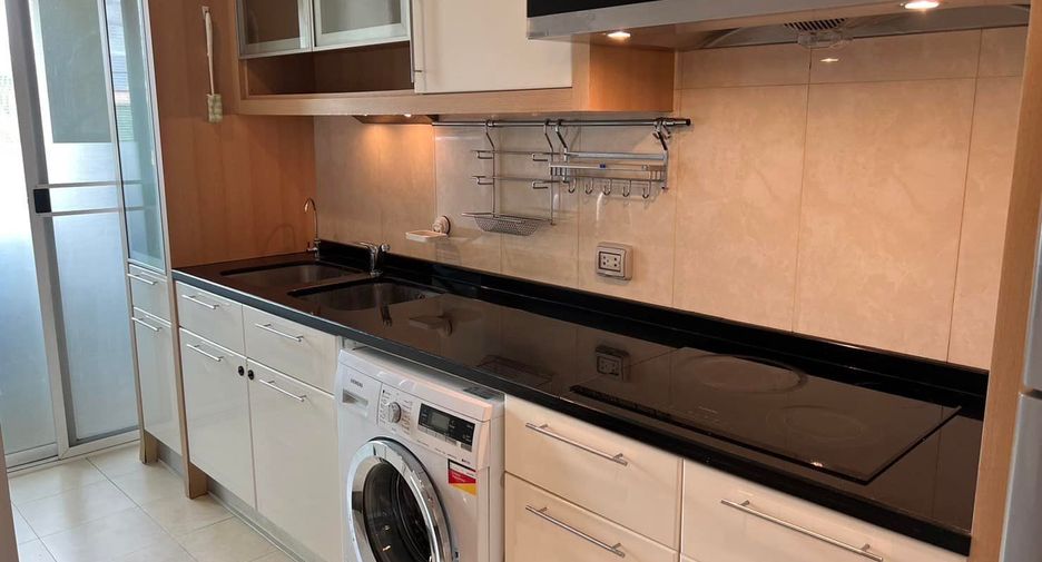 For sale and for rent 2 bedrooms condo in Khlong Toei, Bangkok