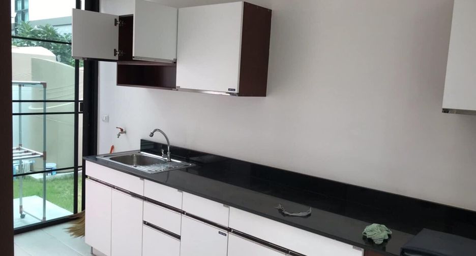 For rent 3 bedrooms house in Thanyaburi, Pathum Thani
