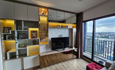 À vendre 1 chambre condo à Mueang Samut Prakan, Samut Prakan