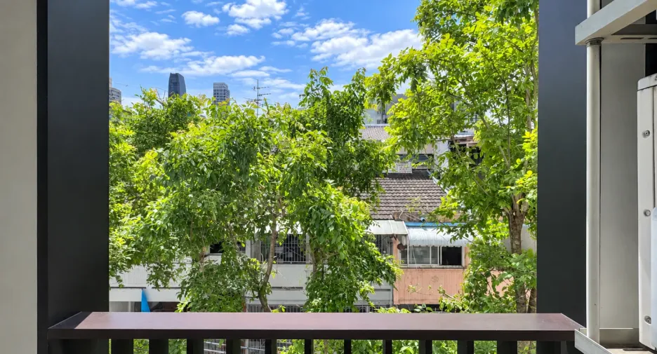 For sale 1 bed condo in Watthana, Bangkok