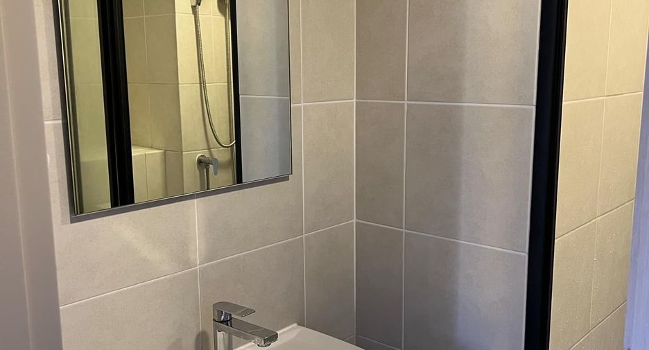 For rent studio condo in Khlong Luang, Pathum Thani